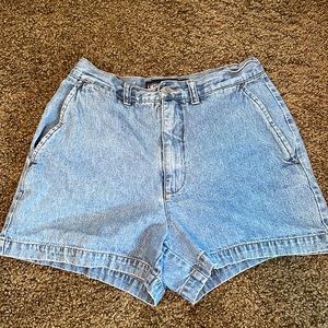 vintage light wash jean shorts